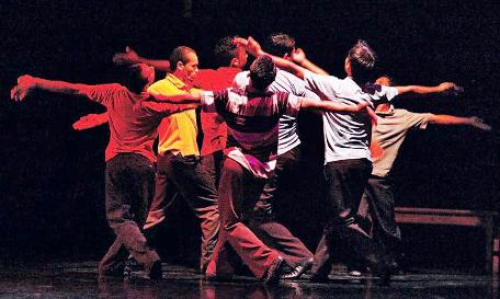 Arquivo:091746danca.jpg