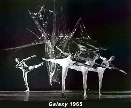 Arquivo:1965 galaxy 1.jpg