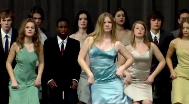 Arquivo:Dancing-Dreams.jpg